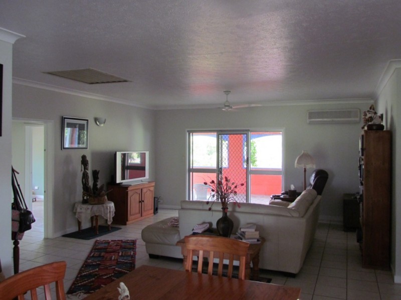 44 Avoca Road, Bowen QLD 4805