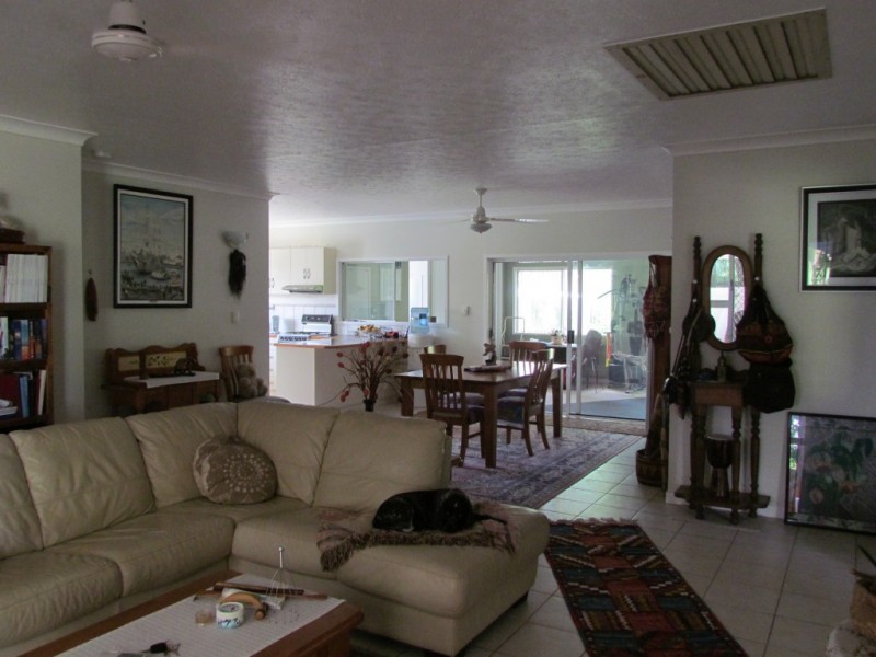 44 Avoca Road, Bowen QLD 4805