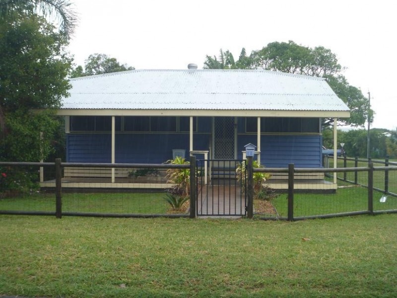 24 Creek Street, Bowen QLD 4805