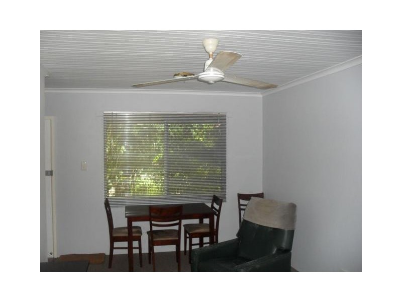 1/4 Dalrymple Street, Bowen QLD 4805