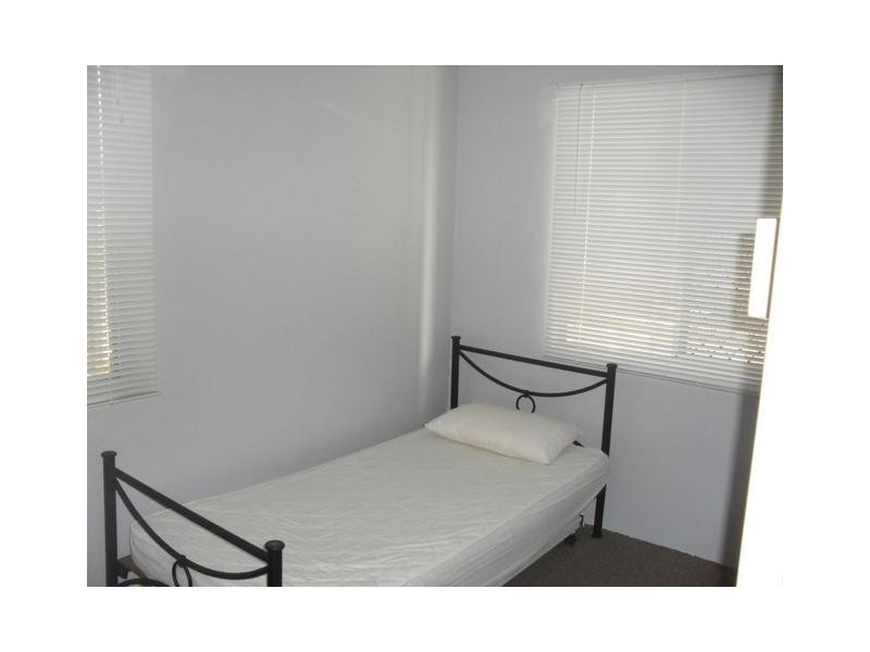 1/4 Dalrymple Street, Bowen QLD 4805