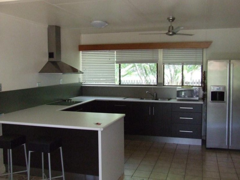 12 Avicennia Street, Bowen QLD 4805