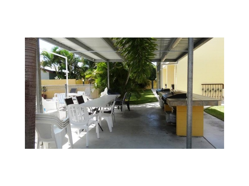 17/89 Horseshoe Bay Road, Bowen QLD 4805