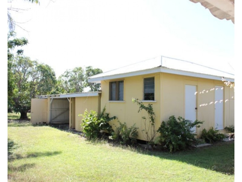 6 Eglington Street, Bowen QLD 4805