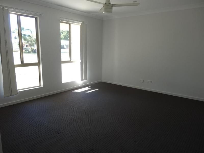 7 Oak Crescent, Bowen QLD 4805