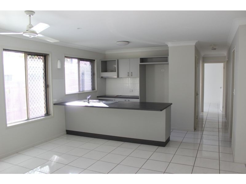 8 Johnston Street, Bowen QLD 4805