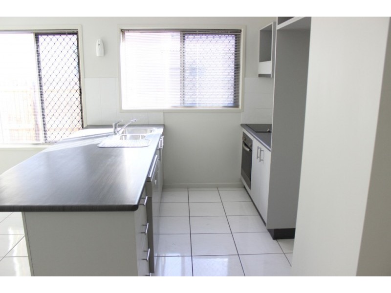 8 Johnston Street, Bowen QLD 4805
