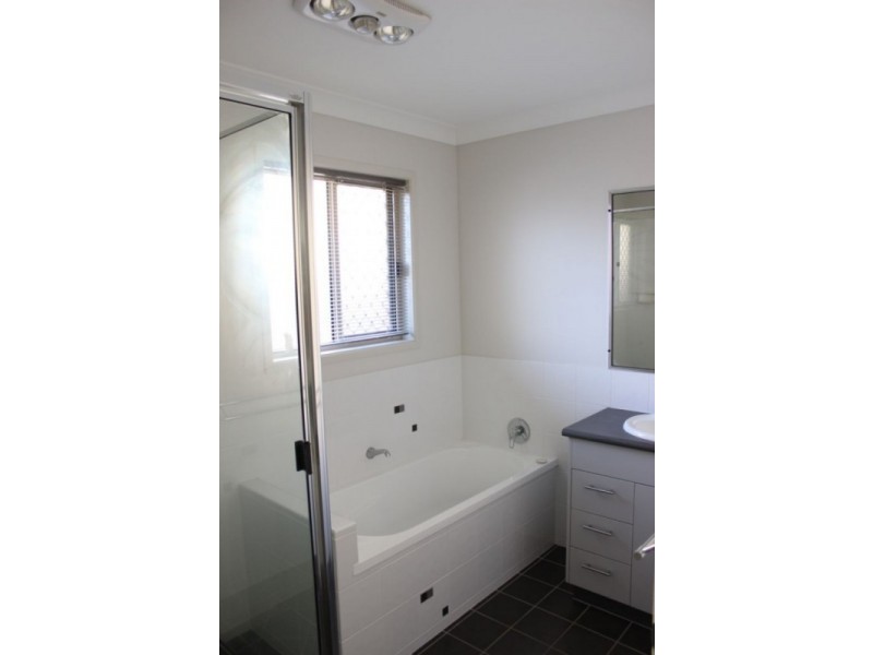 8 Johnston Street, Bowen QLD 4805