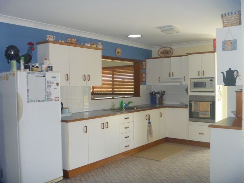 173 Inveroona Road, Bowen QLD 4805