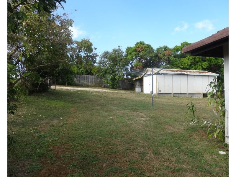 5 Livingstone Street, Bowen QLD 4805