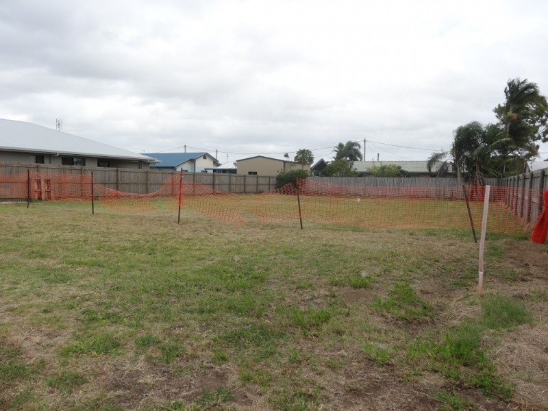 13 Lime Tree Court, Bowen QLD 4805