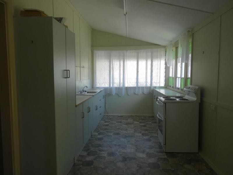 39 Sinclair Street, Bowen QLD 4805