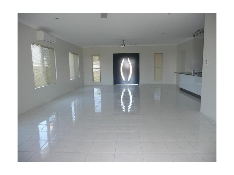 26 Skene Street, Bowen QLD 4805