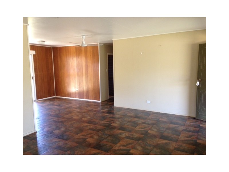 30 Tollington Road, Bowen QLD 4805