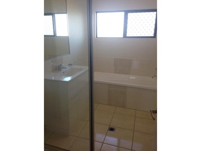 8 COWRIE STREET, Bowen QLD 4805