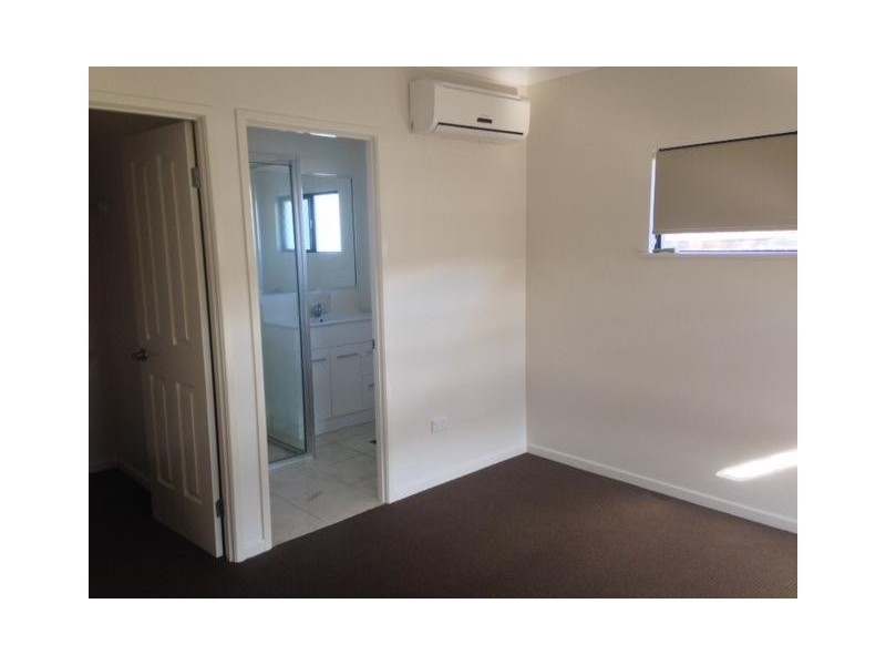 8 COWRIE STREET, Bowen QLD 4805