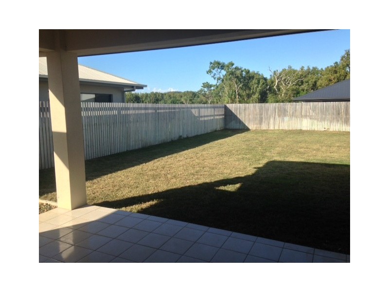 8 COWRIE STREET, Bowen QLD 4805
