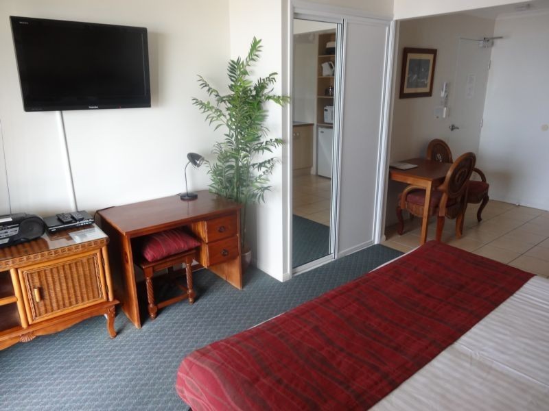 16/2 Pandanus Street, Bowen QLD 4805