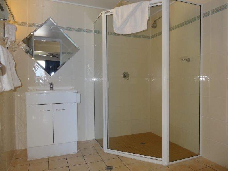 16/2 Pandanus Street, Bowen QLD 4805