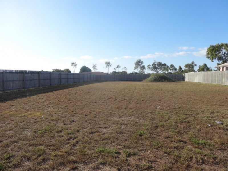 10 Banks Drive, Bowen QLD 4805