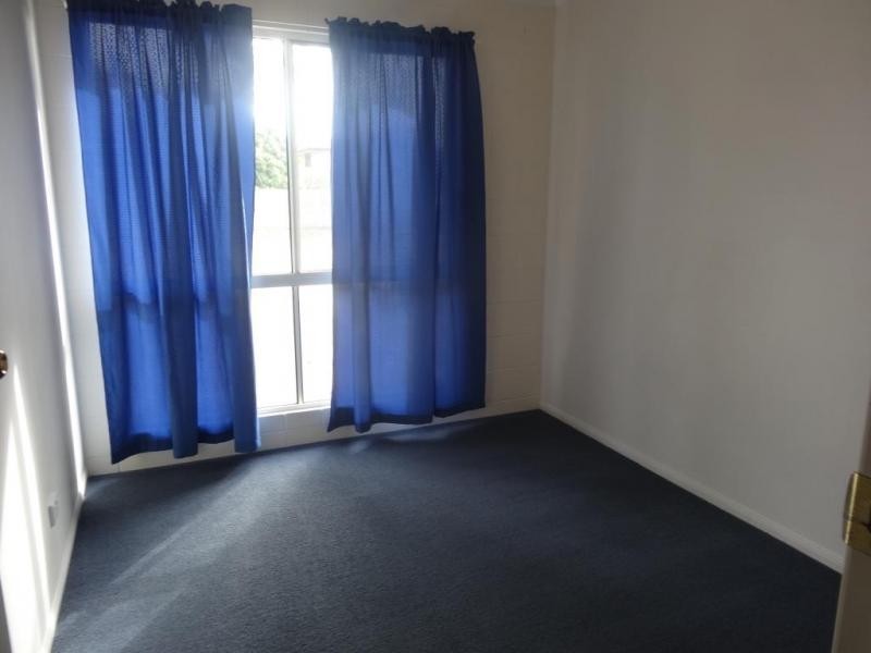 32 Crofton Street, Bowen QLD 4805