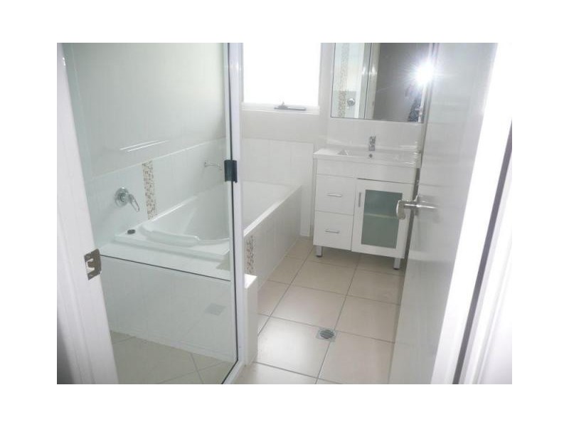 1 Second Close, Seabreeze Estate, Bowen QLD 4805