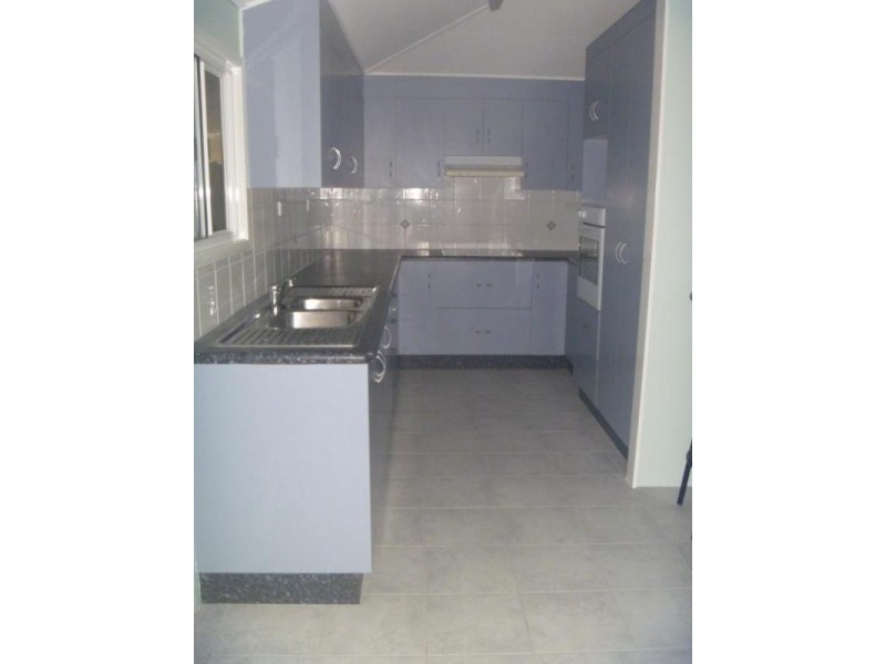 111 Herbert Street, Bowen QLD 4805