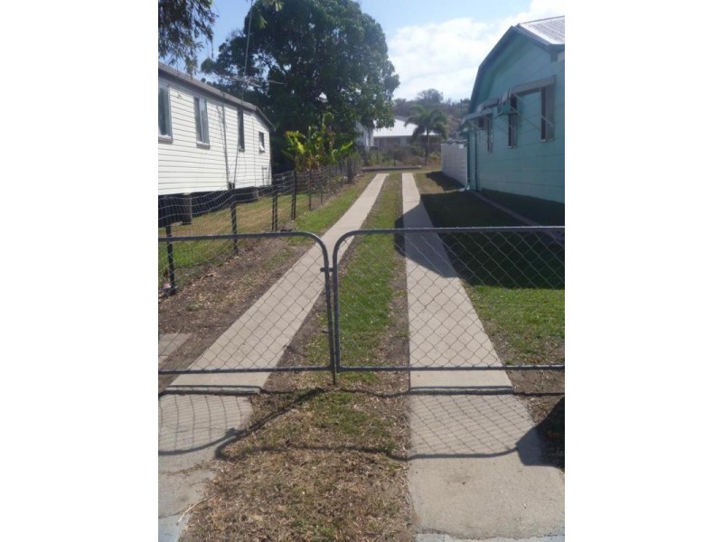 111 Herbert Street, Bowen QLD 4805