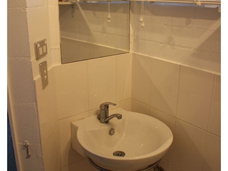 2/8 Pandanus Street, Bowen QLD 4805