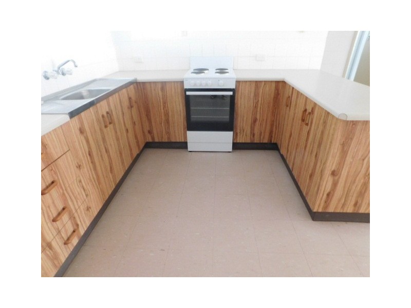 1/17 Casuarina Street, Bowen QLD 4805