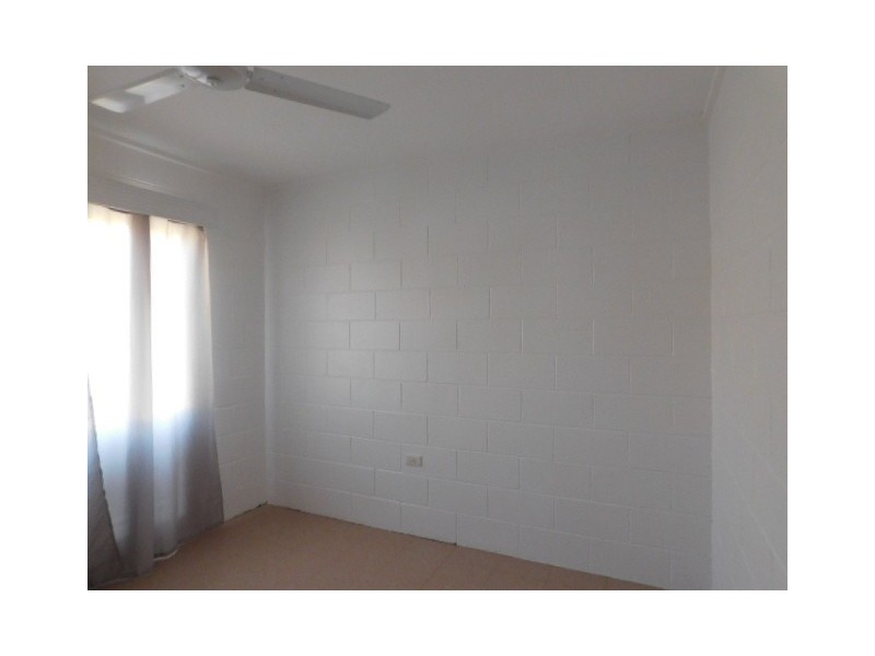 1/17 Casuarina Street, Bowen QLD 4805