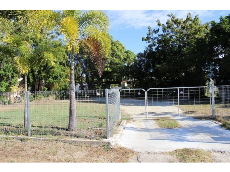 73 Golf Links Road, Bowen QLD 4805