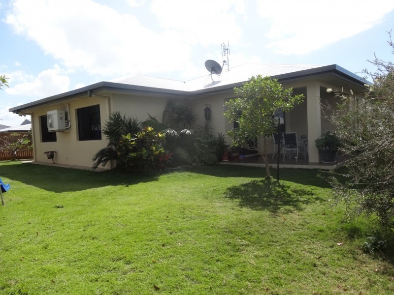 14 Lemon Grove, Bowen QLD 4805