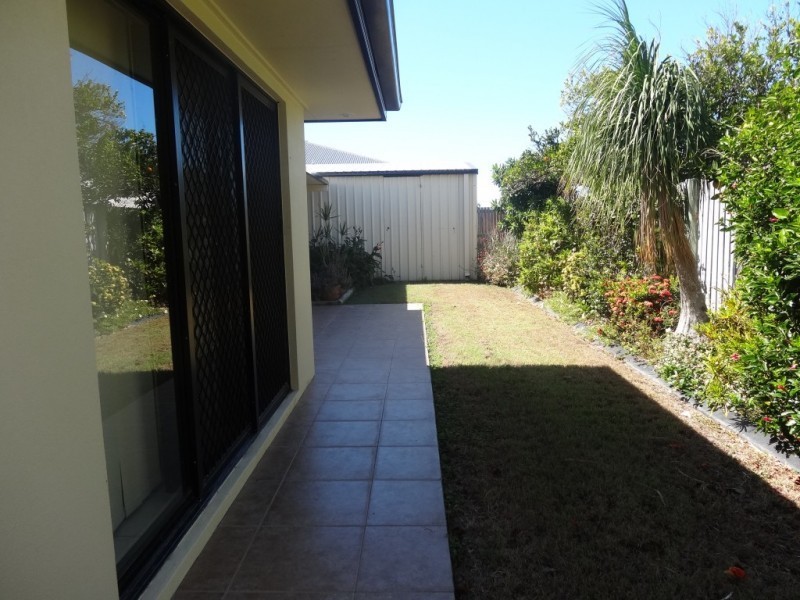 10 Schilling Court, Bowen QLD 4805