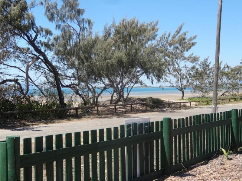 9 Bluewater Parade, Bowen QLD 4805