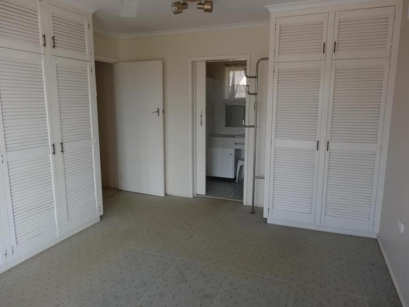 9 Bluewater Parade, Bowen QLD 4805