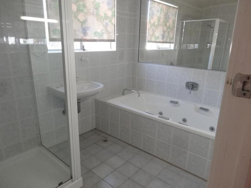 9 Bluewater Parade, Bowen QLD 4805