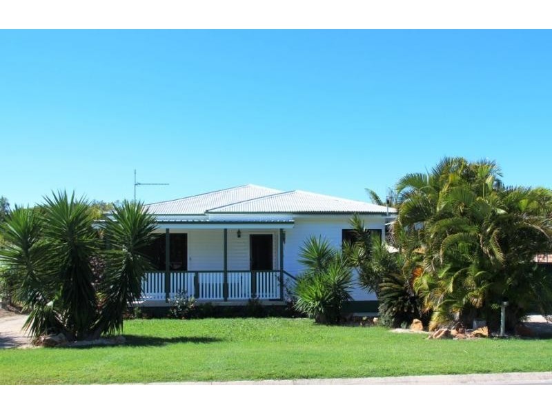 16 Field Street, Bowen QLD 4805