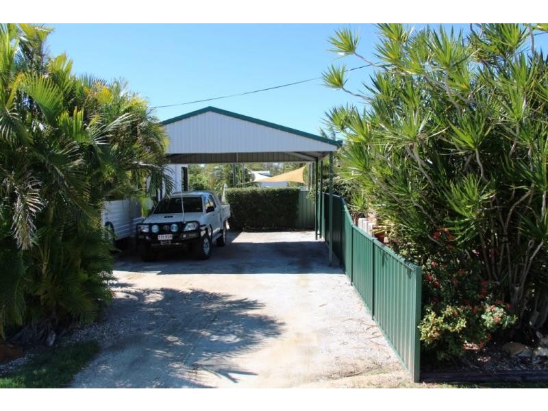 16 Field Street, Bowen QLD 4805