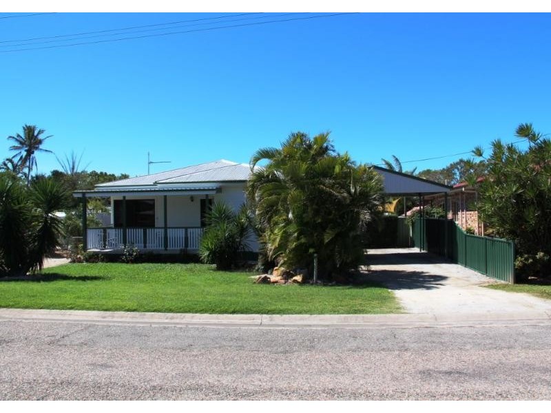16 Field Street, Bowen QLD 4805
