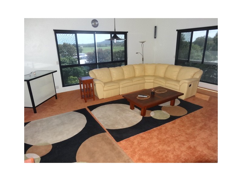 69 Hillview Road, Bowen QLD 4805