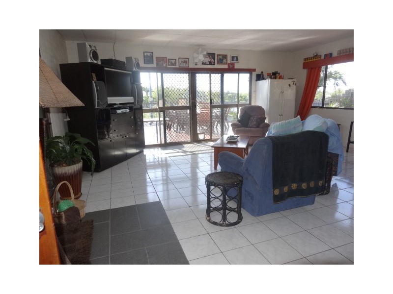 69 Hillview Road, Bowen QLD 4805