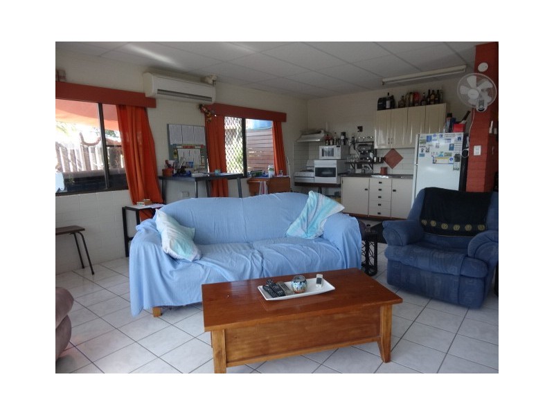 69 Hillview Road, Bowen QLD 4805