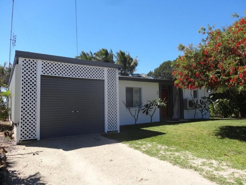 2 Baxter Avenue, Bowen QLD 4805