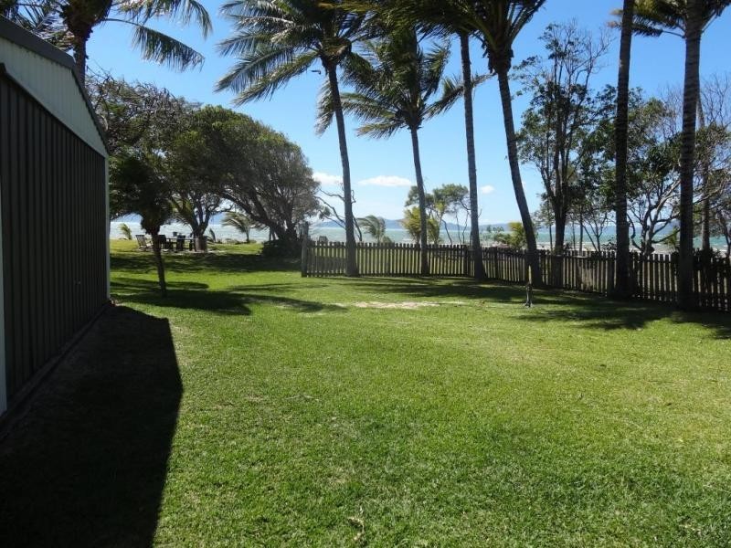 2 Baxter Avenue, Bowen QLD 4805