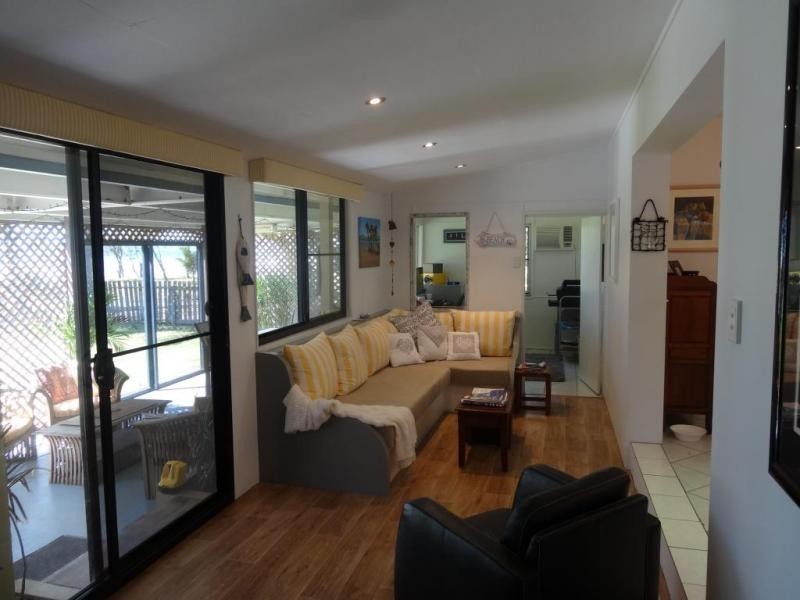 2 Baxter Avenue, Bowen QLD 4805