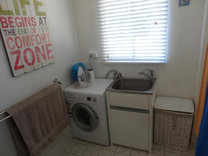 2 Baxter Avenue, Bowen QLD 4805