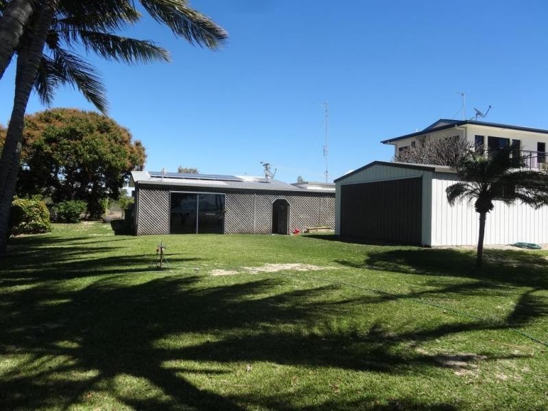 2 Baxter Avenue, Bowen QLD 4805