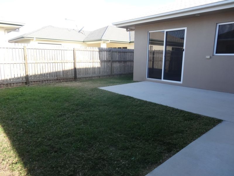 22 Seabreeze Crescent, Bowen QLD 4805