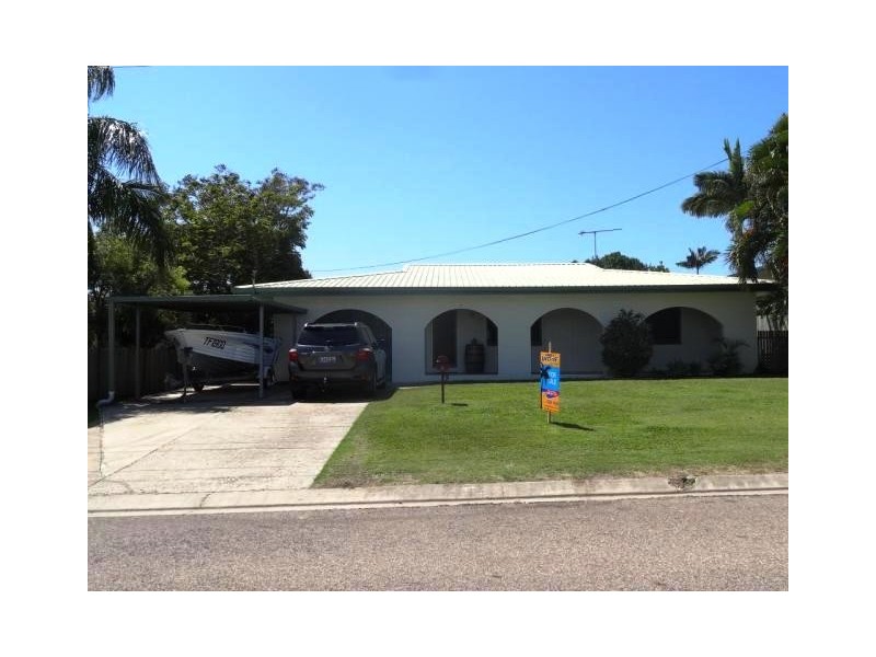 4 Rodney Street, Bowen QLD 4805